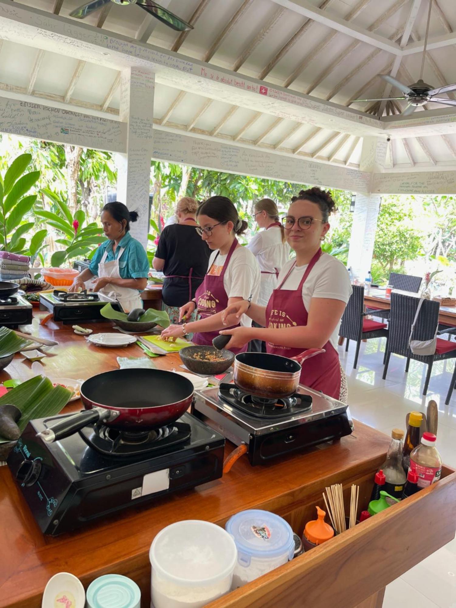 Anggrek Putih Lombok Cooking Class And Homestay Senggigi Eksteriør bilde