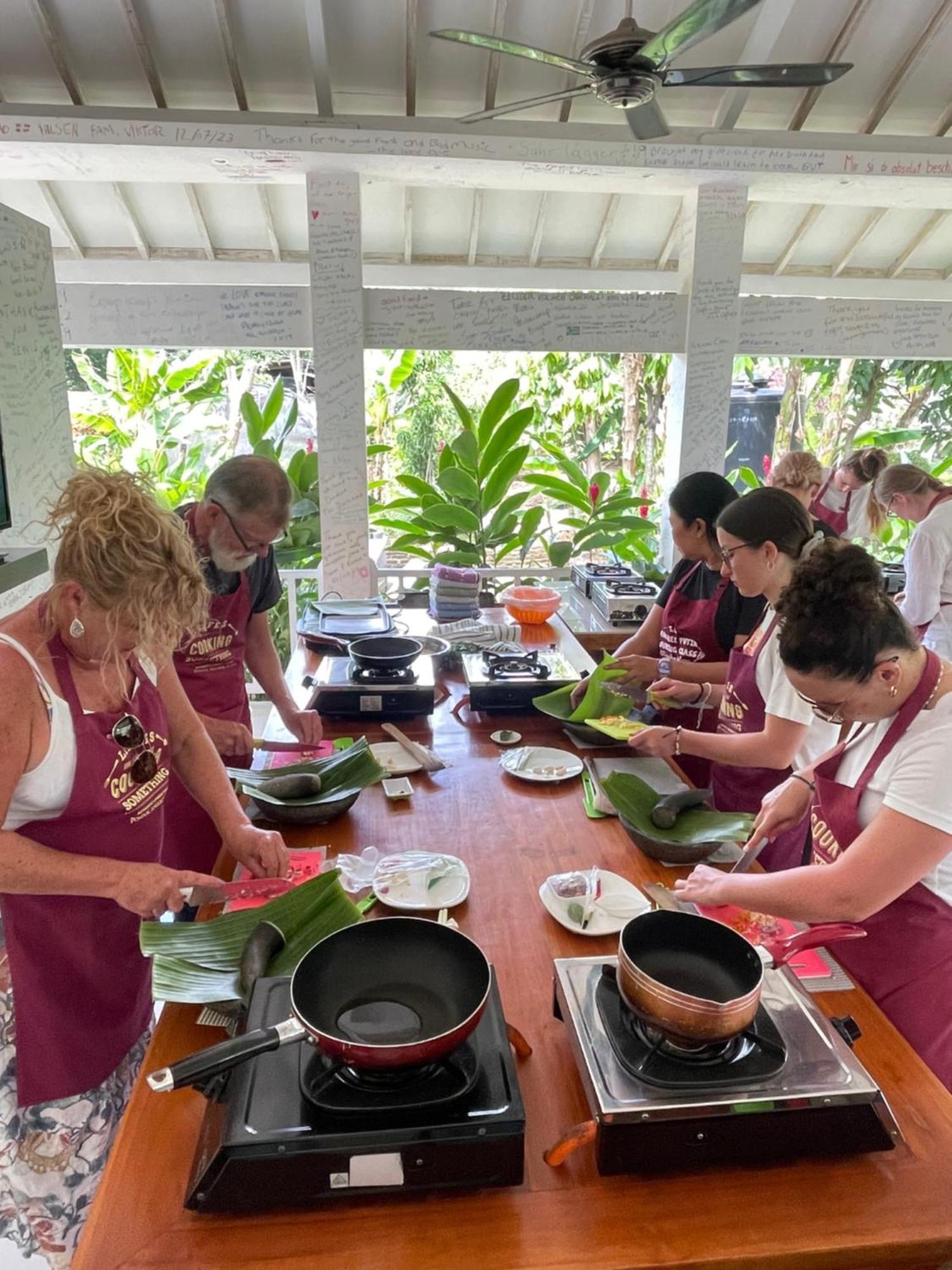 Anggrek Putih Lombok Cooking Class And Homestay Senggigi Eksteriør bilde